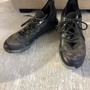 Under Armour Black and Gray Athletic Cleats